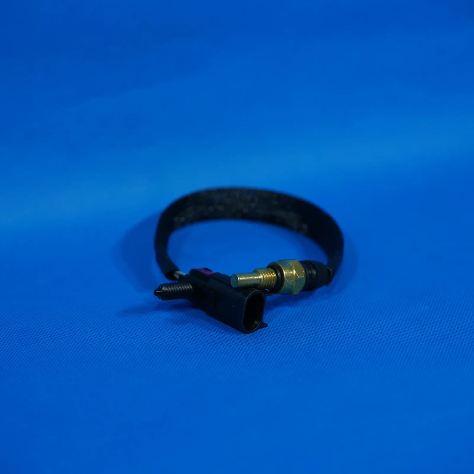 Sensor Temperatur Coolant - Engine Coolant Temperature Sensor ECT Hummer H3