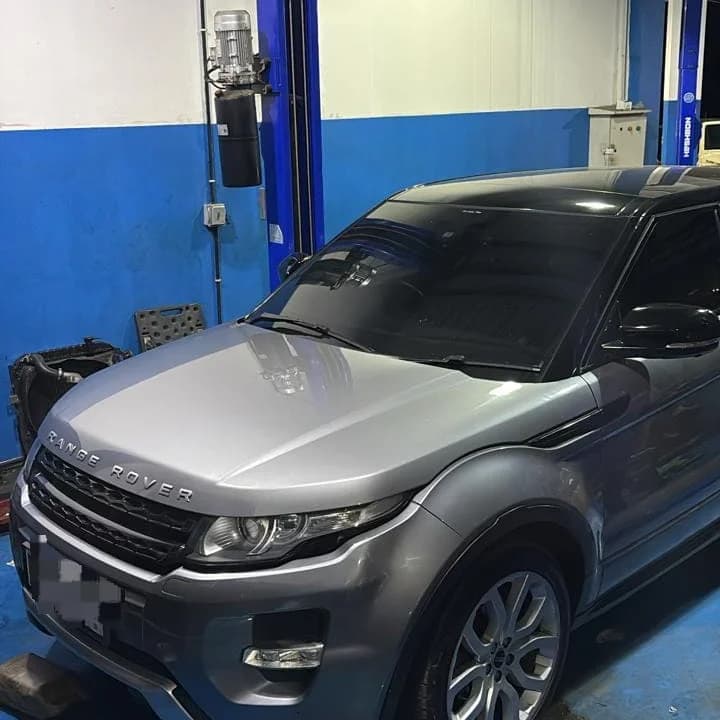 Bunyi Berdecit dari Area Roda pada Land Rover Range Rover Evoque L538