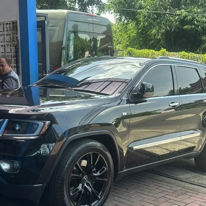 Bunyi Berdecit dari Area Roda pada Jeep Grand Cherokee WK ERB