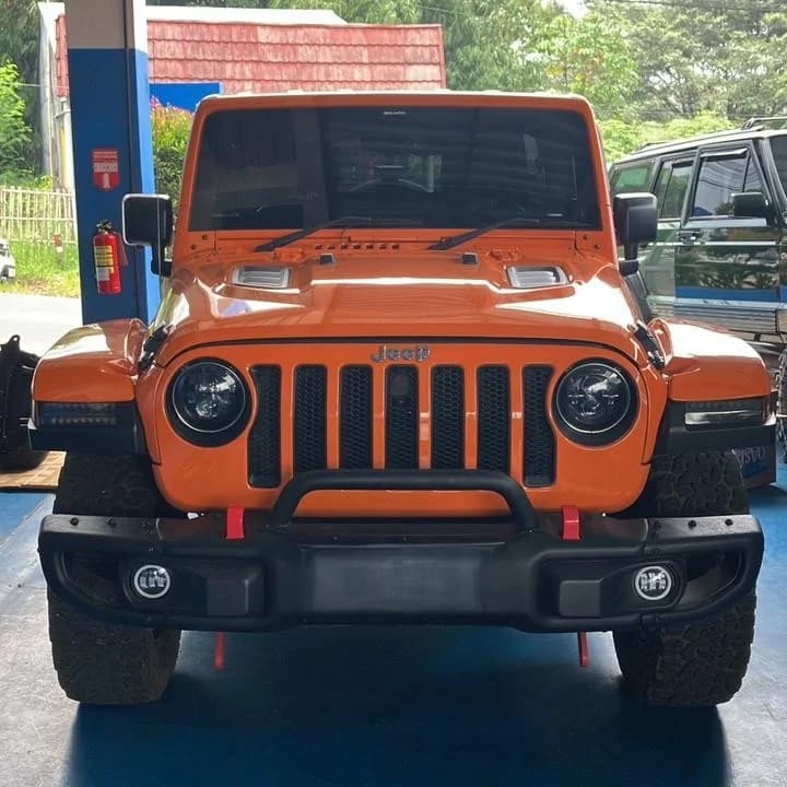 Bunyi Berdecit dari Area Roda pada Jeep Wrangler JL GME-T4