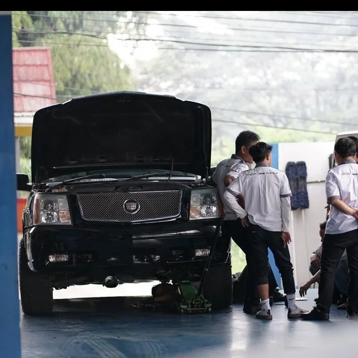 Cadillac Escalade varian 6