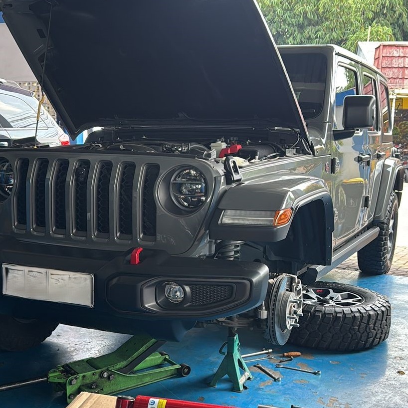 Bengkel dan Toko Sparepart Mobil CBU Amerika Eropa - Jeep - Wrangler Rubicon Sahara Sport - Ganti Tabung Coolant Reservoir - Foto 28