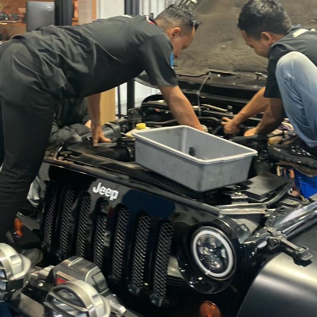 Bengkel dan Toko Sparepart Mobil CBU Amerika Eropa - Jeep - Wrangler Rubicon Sahara Sport - Ganti Tabung Coolant Reservoir - Foto 41