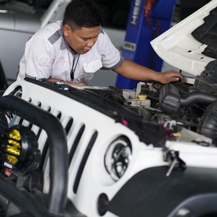 Bengkel dan Toko Sparepart Mobil CBU Amerika Eropa - Jeep - Wrangler Rubicon Sahara Sport - Ganti Busi - Foto 61